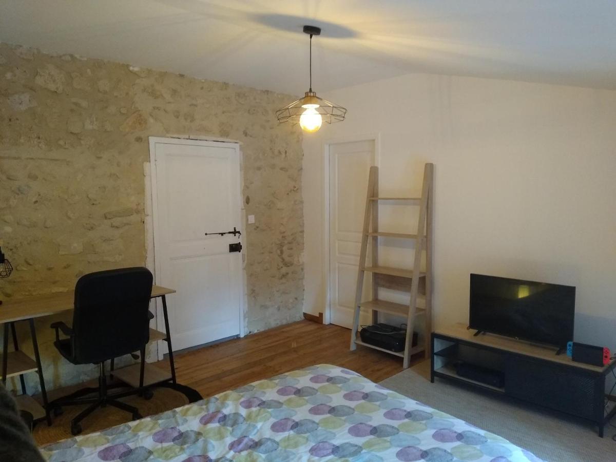 Chambre Privee - Pierrelatte Luaran gambar